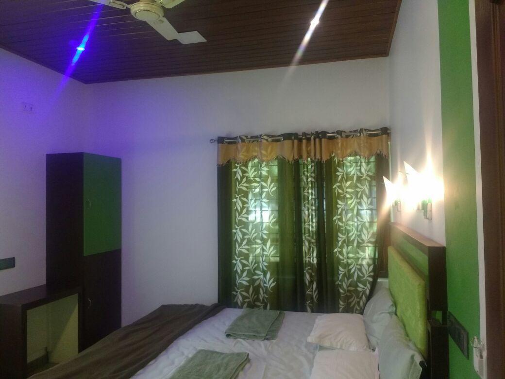Sri Lakshmi Gardens Hotell Thekkady Exteriör bild