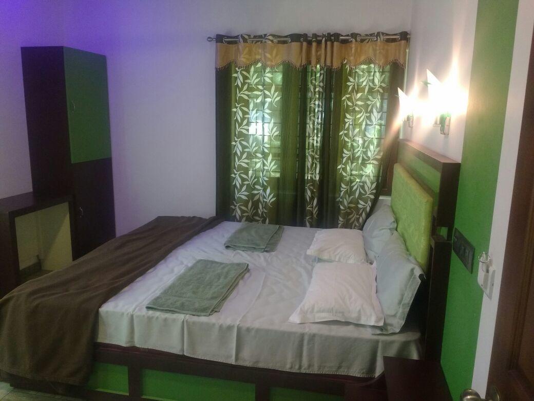Sri Lakshmi Gardens Hotell Thekkady Exteriör bild
